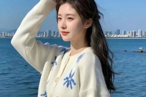 表妹李KK彻底崩了！未婚生女后掉粉百万破产沦落摆摊卖小吃