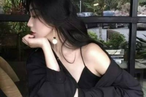 谢贤为曾江洗脚谢贤掌掴曾江事件疑为炒作
